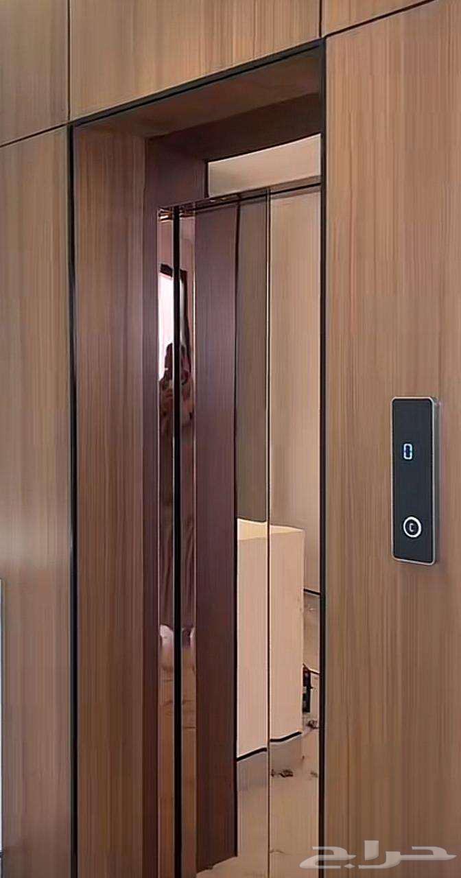 مصعد مستعمل للبيع64606404515970110