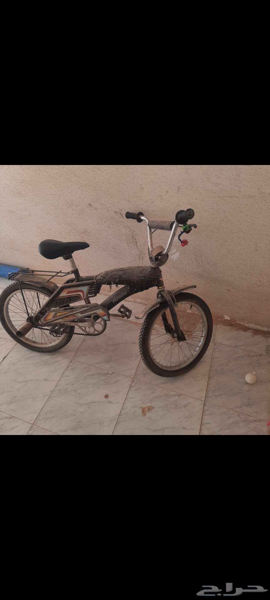 دراجة هوائية في حالة جيدة64591226154883110