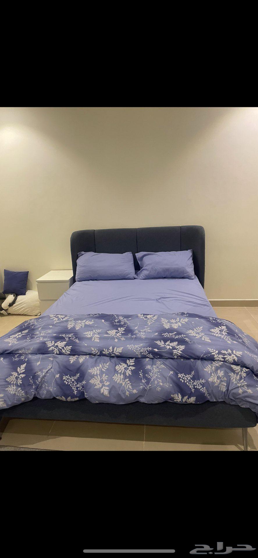 دولاب وسرير من ايكيا للبيع64597568680961111