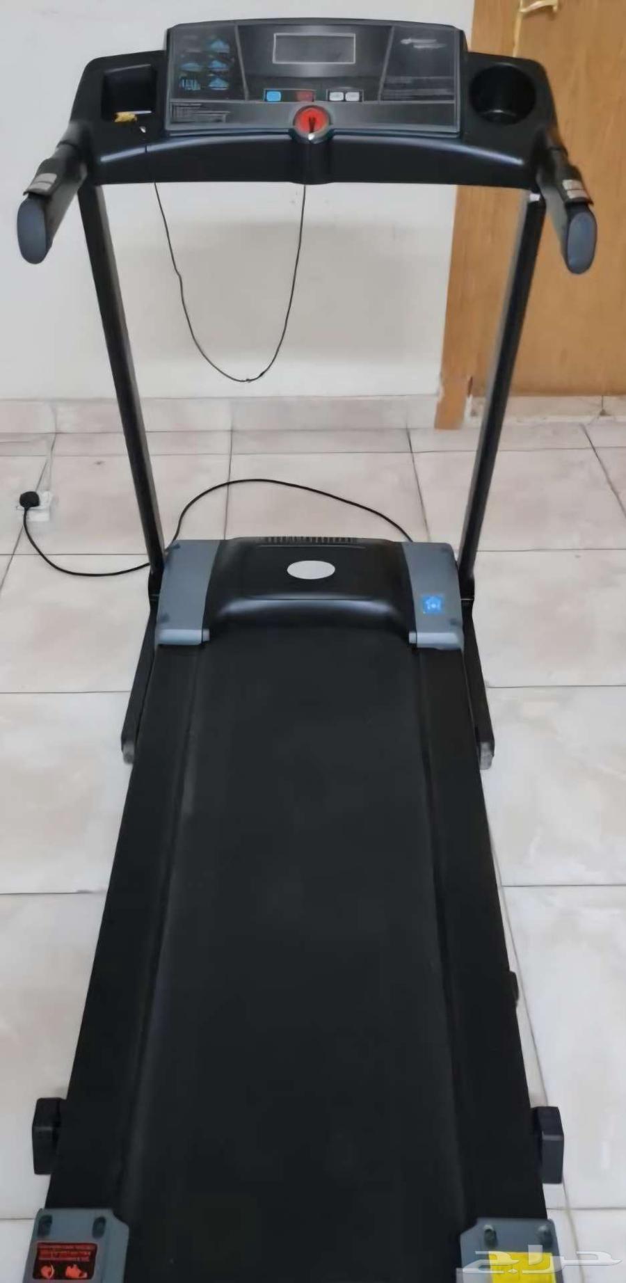 جهاز مشي بحالة ممتازة64598868367874111