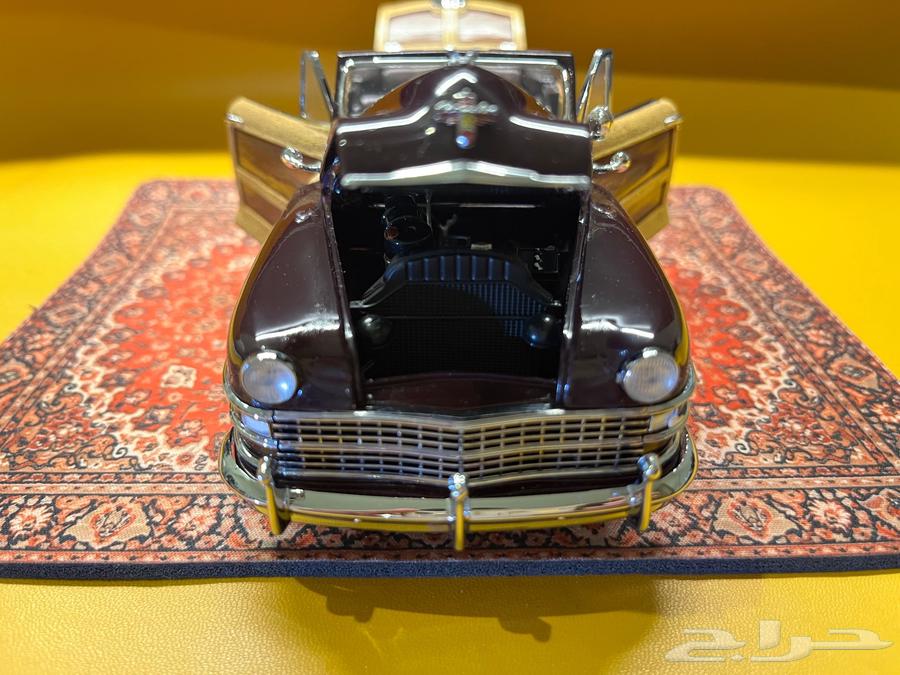 For Sale: 1:24 Scale Chrysler Town & Country Model Car64606262612226111