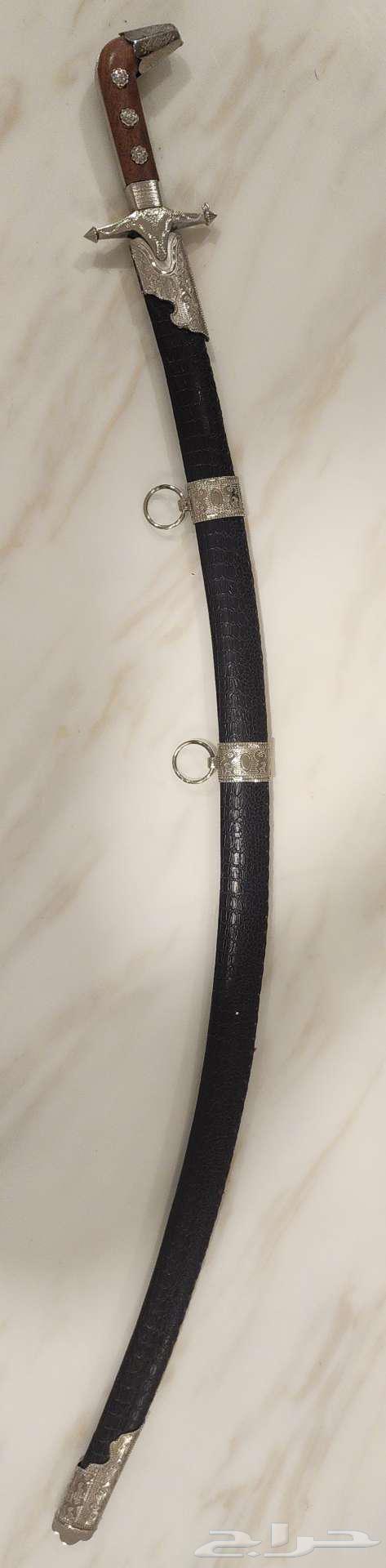 سيف عرضه شغل متقن يجمل الحاله ممتازه والله الموفق64609846595843114