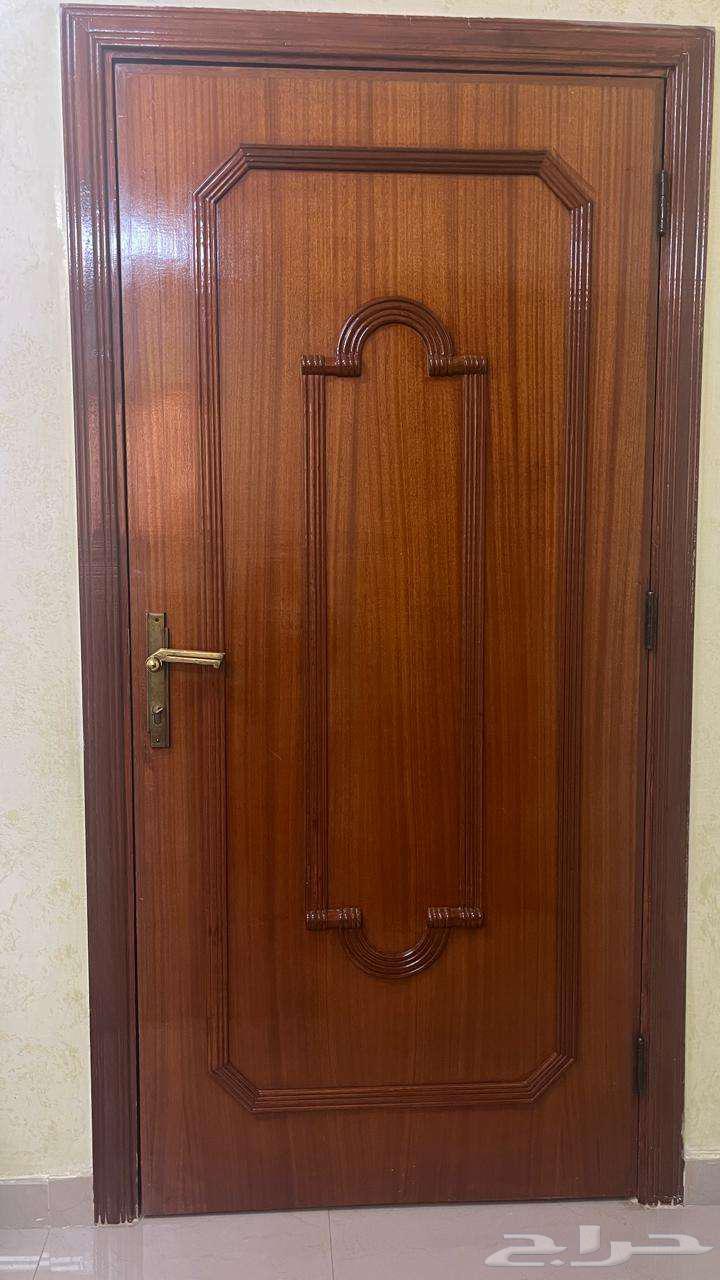 عدد 8 ابواب خشب للبيع قشرة مقنو من النوع الممتاز قديم64608516734851110