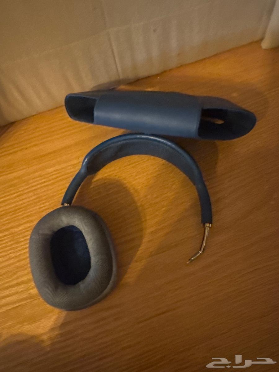 مطلوب الجهه اليسرى من سماعات ابل آير ماكس الأصلي64607471518595110