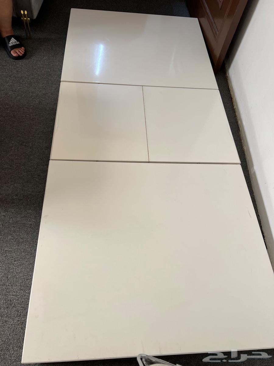 Dining Table64609933295618112