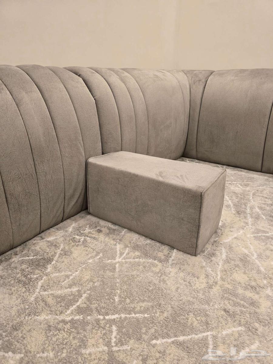 مساند ظهر خشب مستعملة ونظيفة رصاصي 5 4 مع 5 تكايات64610518151427112