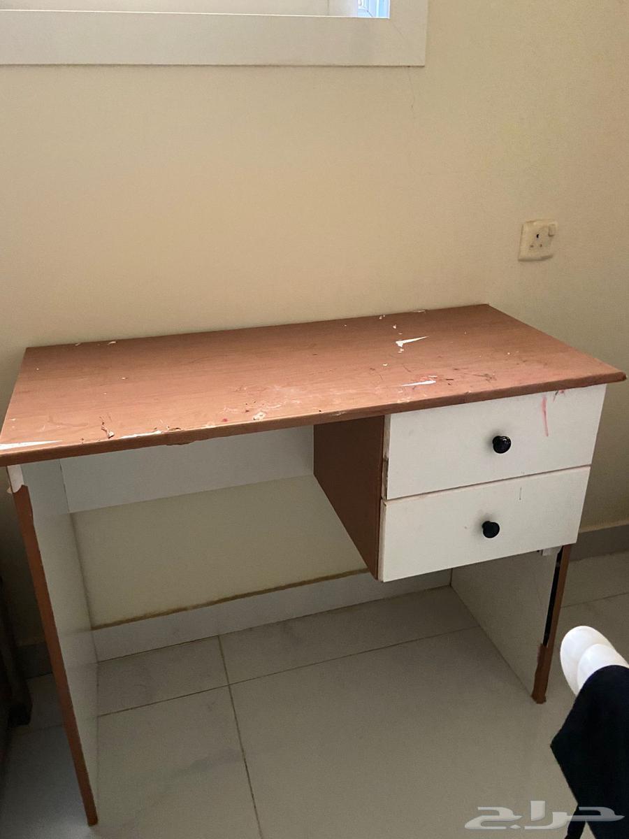 مكتبة للبيع64611892352001110