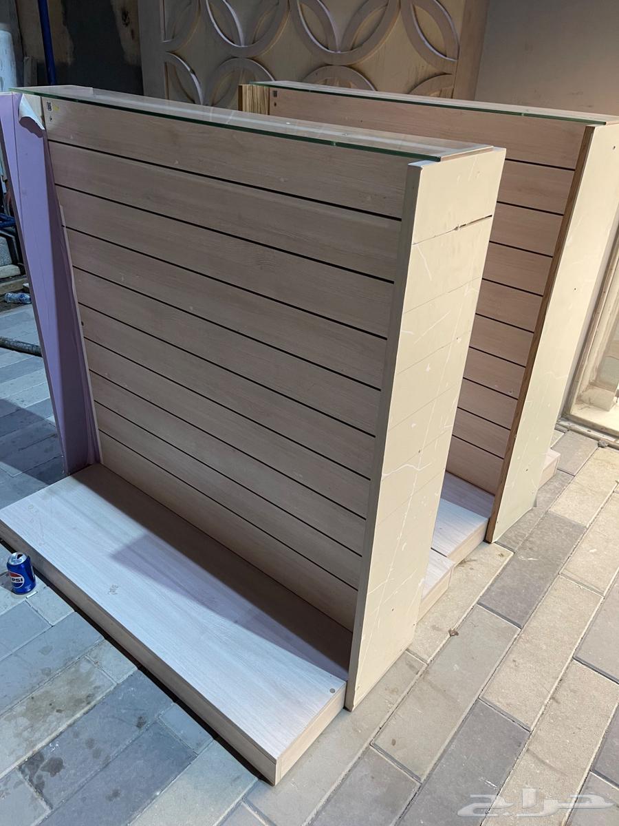 دولايب خشب للعرض عدد 1264612264181251112