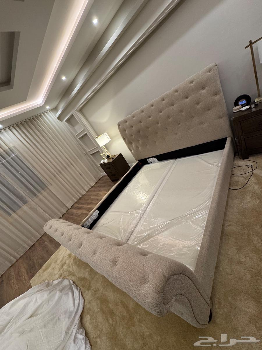 سرير ماركة أشلي للبيع بدون الماترس الطراحة64613741115906113