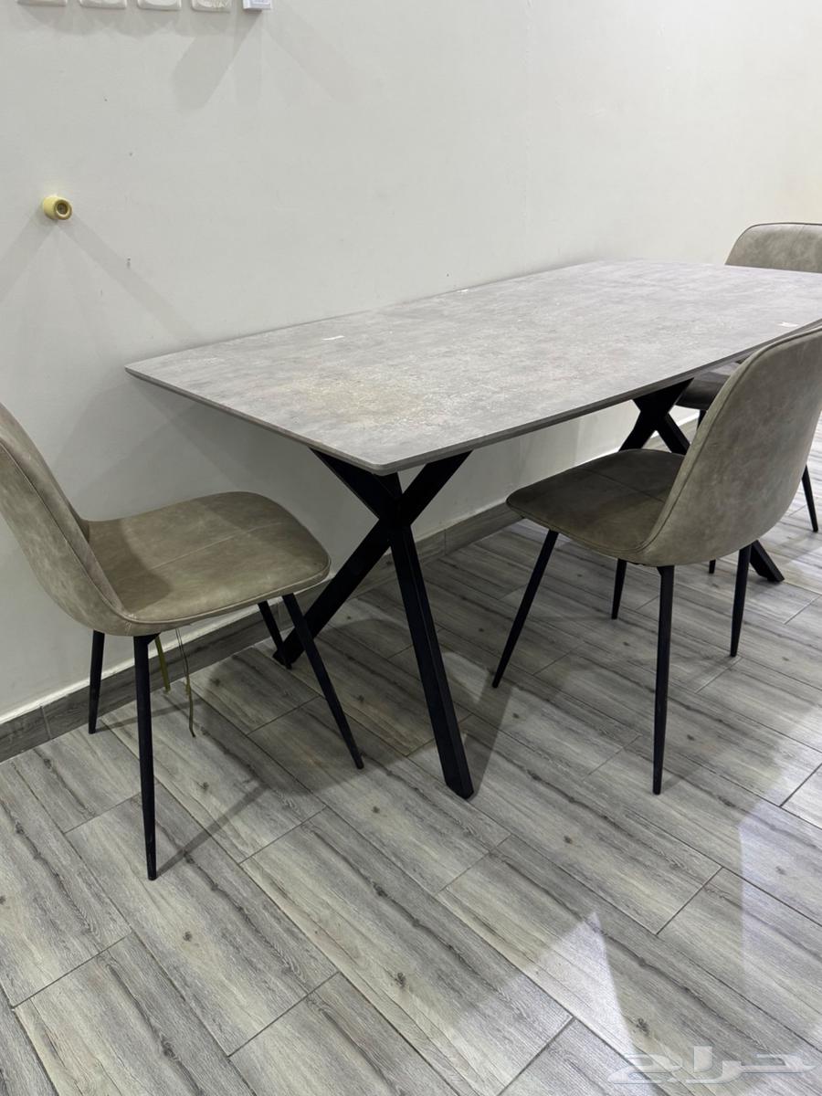 طاولة طعام للبيع64615078659714111