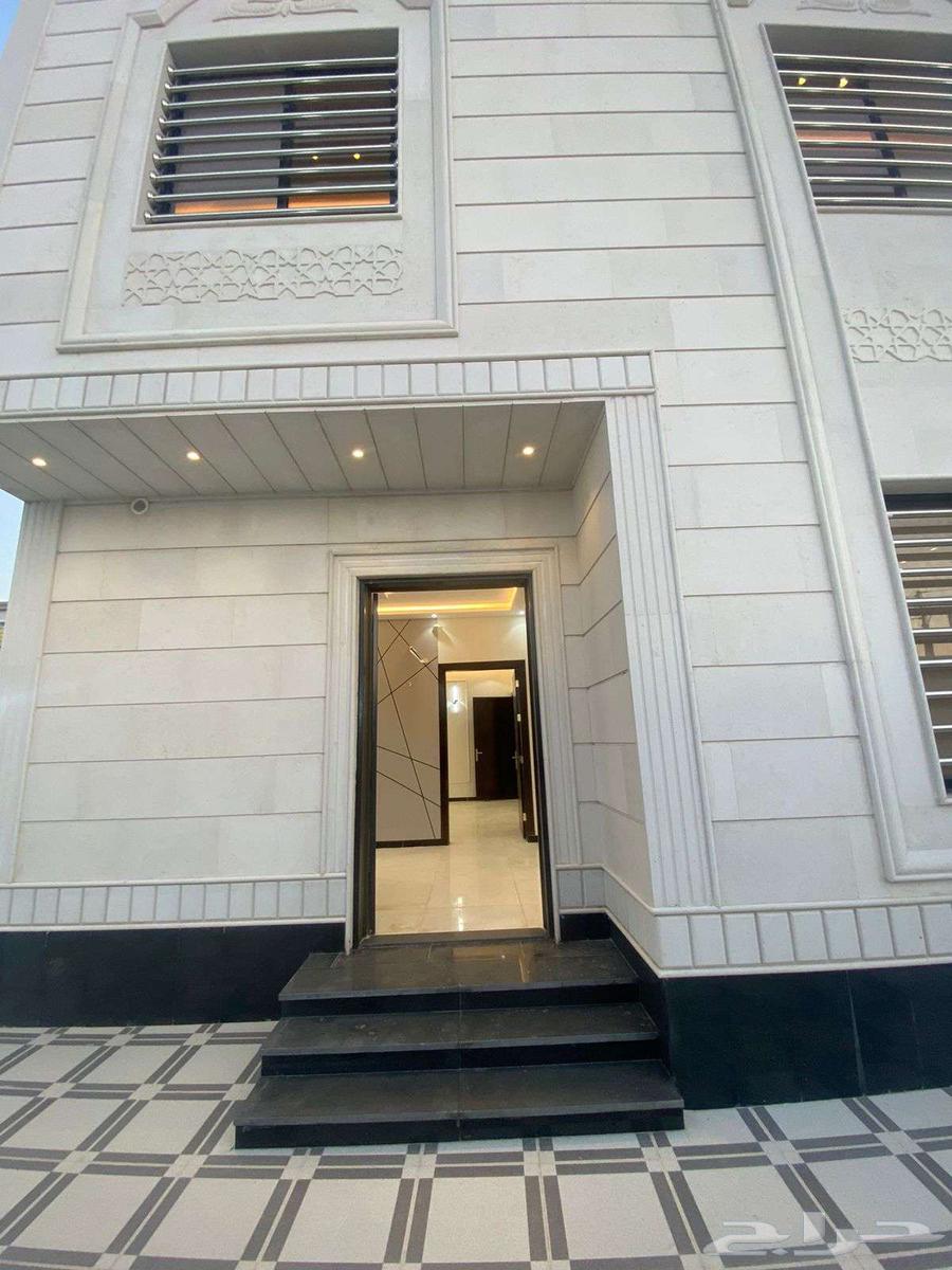 فلة منفصلة للبيع64147424181251113
