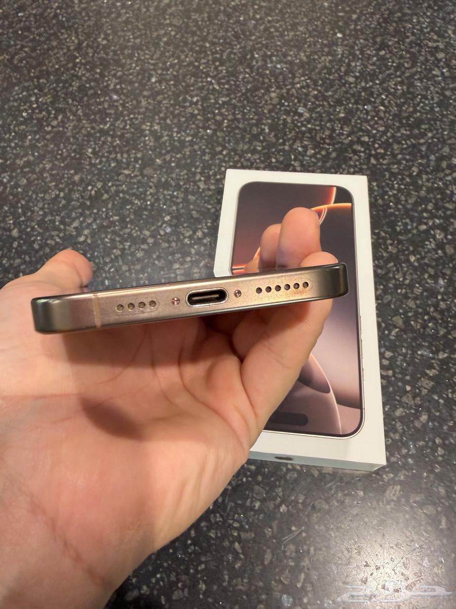 آيفون 16 برو ماكس 256 جيجا لون تيتانيوم استخدام نظيف جدا64616185141761111