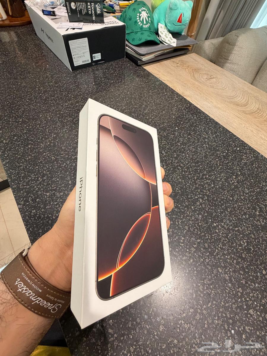 آيفون 16 برو ماكس 256 جيجا لون تيتانيوم استخدام نظيف جدا64616185141761114