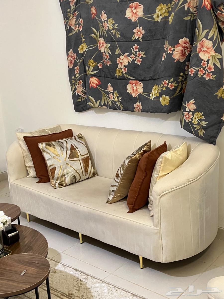 كنب افوايت للبيع مستخدم نظيف جدا64616357617539111