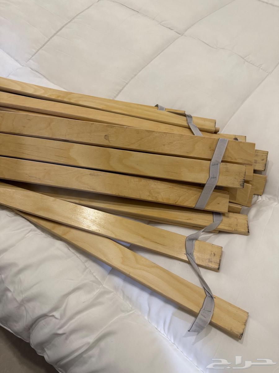 للبيع سرير نفرين مع مرتبه ولباد و2 كمدينه وتسريحه64617113070594112