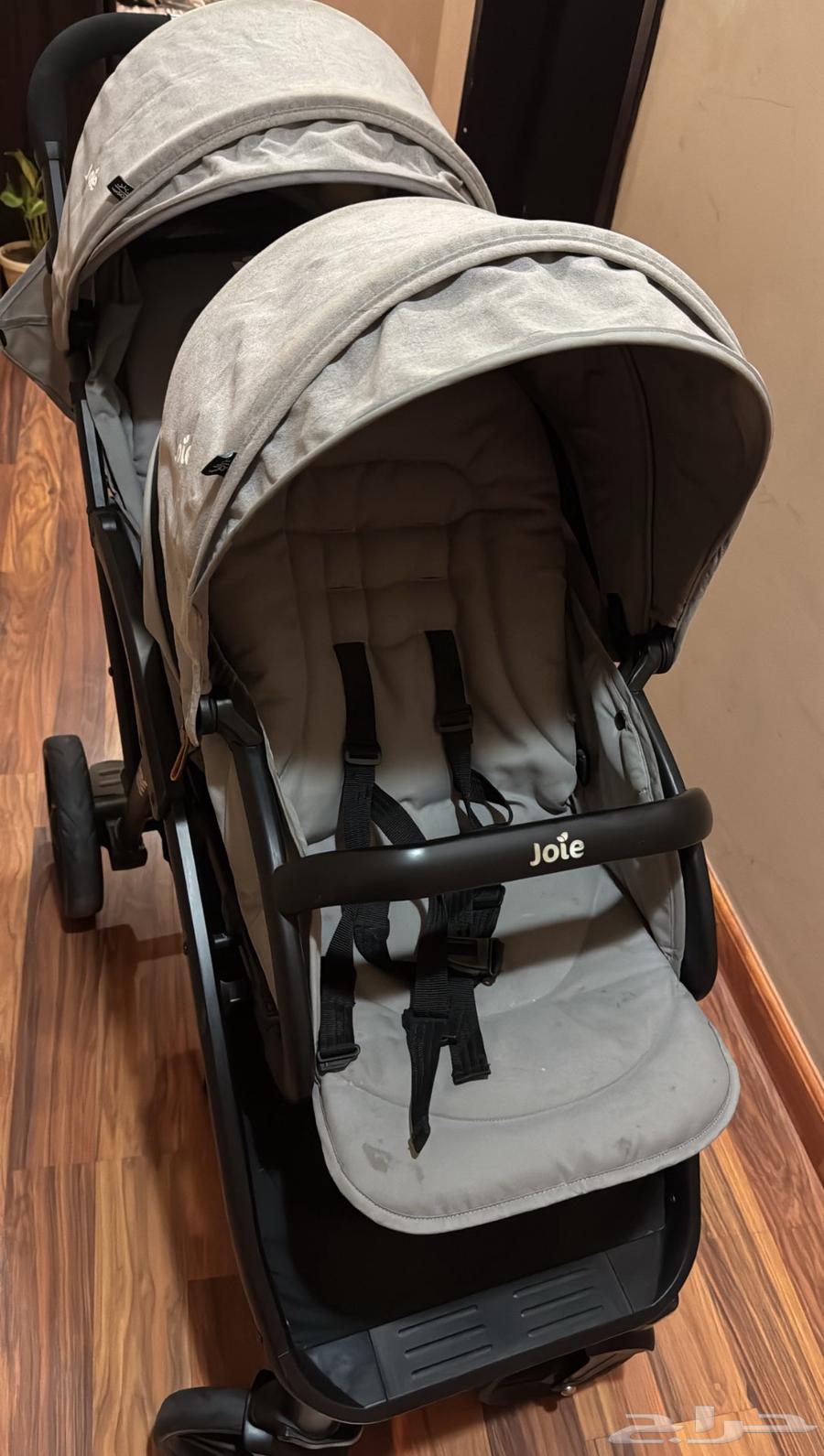 عربية أطفال مقعدين64607060302849111