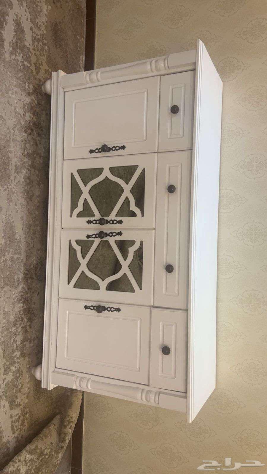 طاولة 12 كرسي للبيع شبه الجديدة64611791997313111