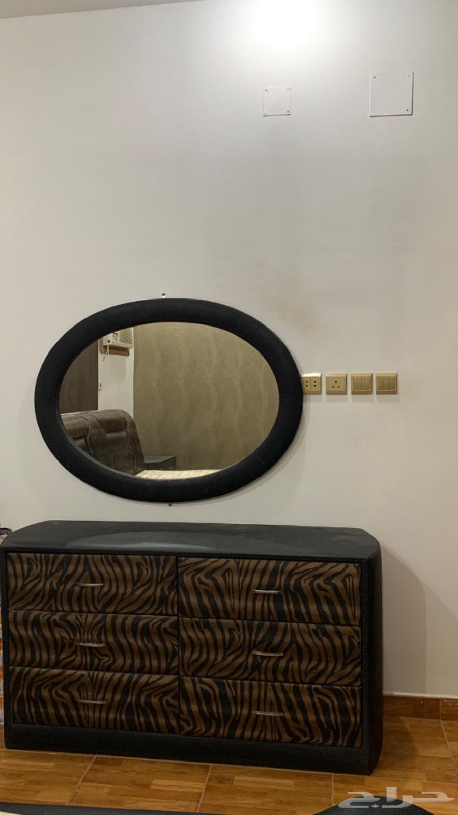 غرفة نوم للبيع نظيفة64613630775041111