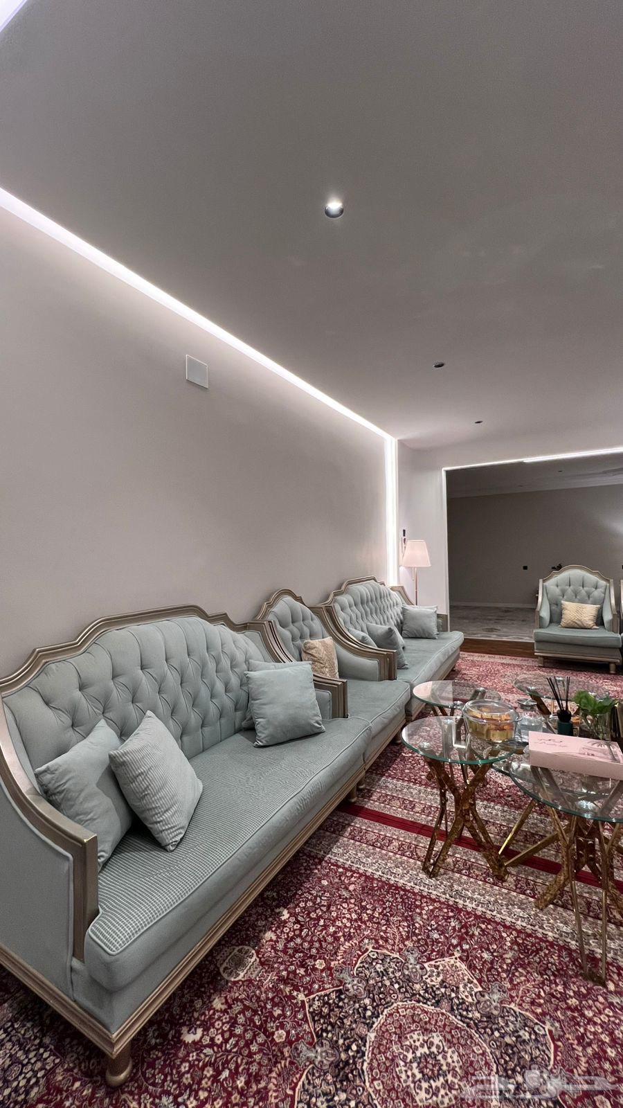 طقم كنب كلاسيكي خشب سويدي64617113085185111