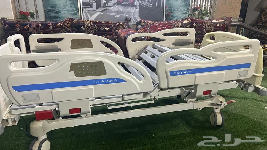سرير طبي 8 حركات للبيع64606848529027113
