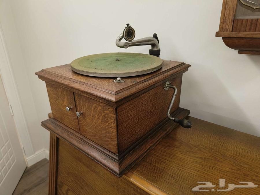 قرامافون انجليزي64606061388674110