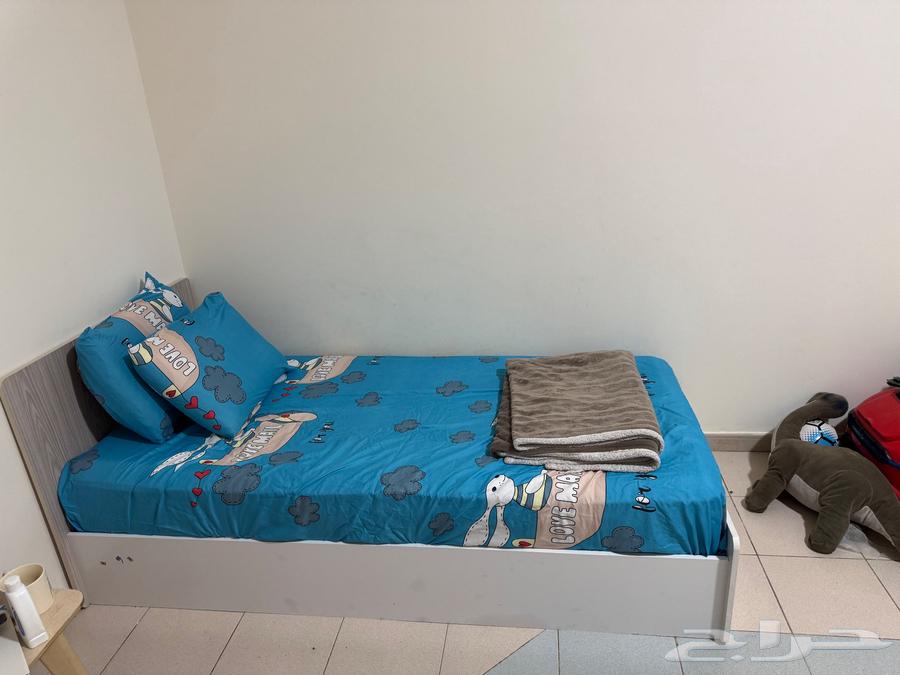 سرير ومرتبه من هوم سنتر -كنبه - كرسي - غساله64615633255041114