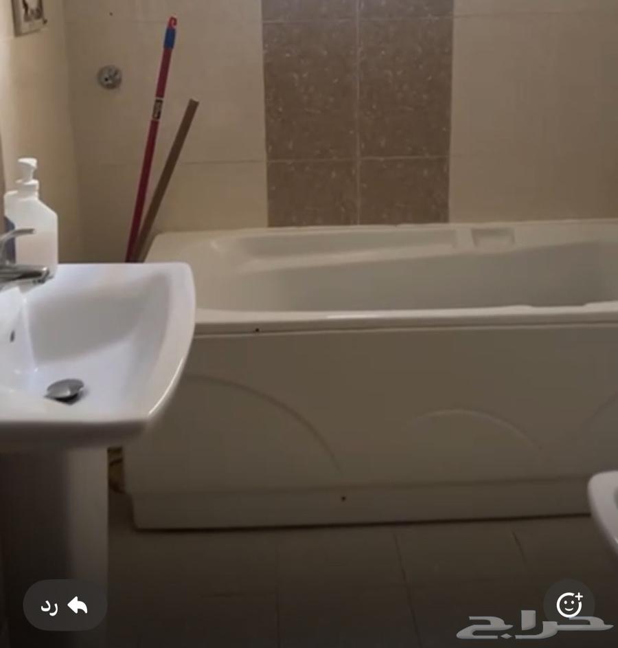 مغسلتين بحاله جيده و2بانيو اسألكم بالله الي محتاجها فقط64608203160322111