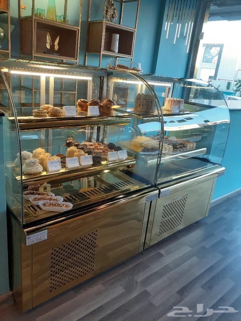 Display refrigerators64617800313859112