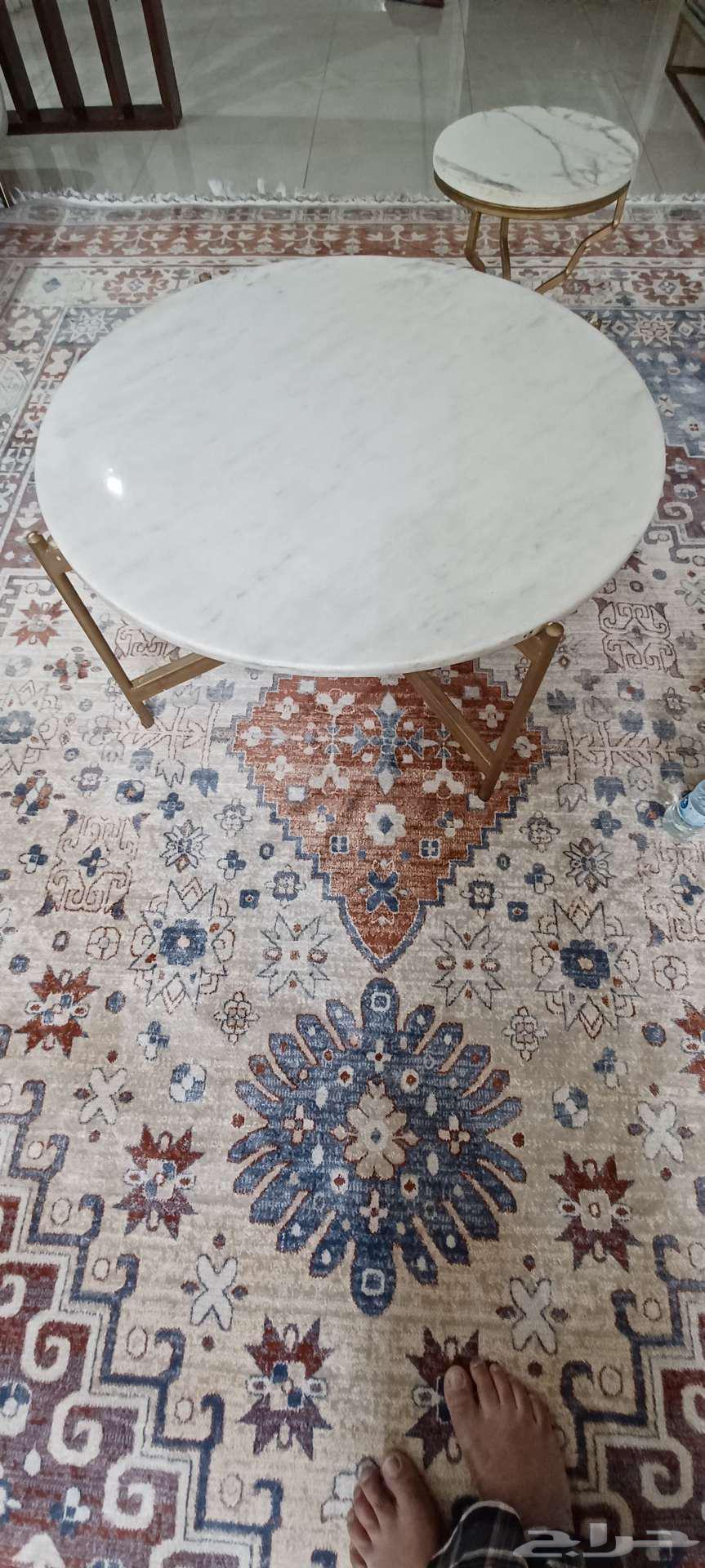 طاوله رخام وصغيره خشب64620392417281110