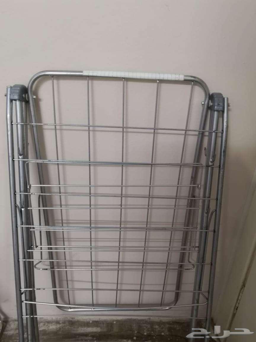 للبيع اغراض متنوعه والبيع كاما الاغراض وليس متفرده64619110396033114