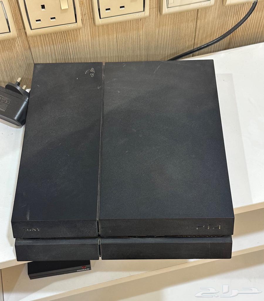 تلفزيون وبلاي ستيشن 4 للبيع64625773161218112