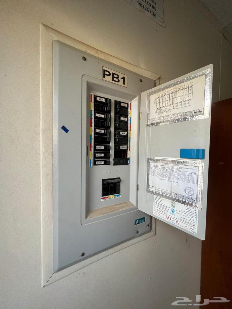 12-meter-long by 4-meter-wide portable cabins with two rooms64619355218562114