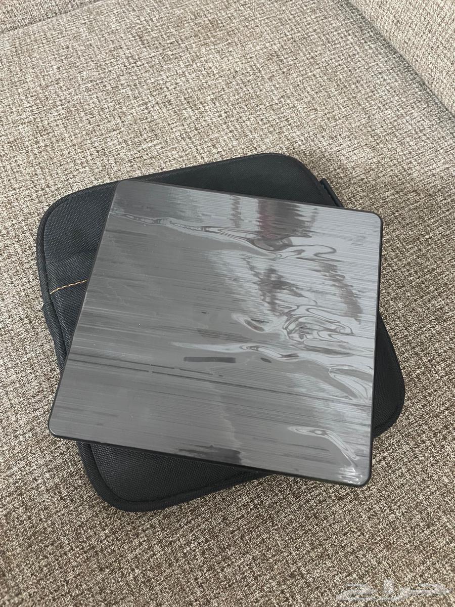 قرص صلب 4T العدد 5 مع حافظات هارد ومشغل أقراص خارجي64549401403523111