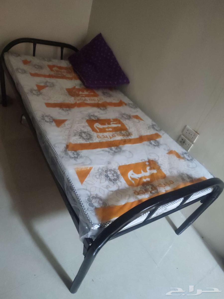 سرير ومراتب للبيع64622999227267110