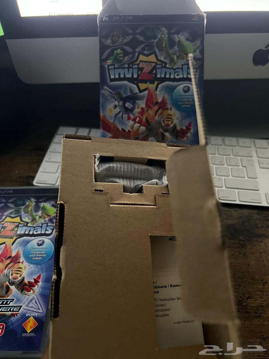 PSP Camera with Invizimals Game64623085266562111