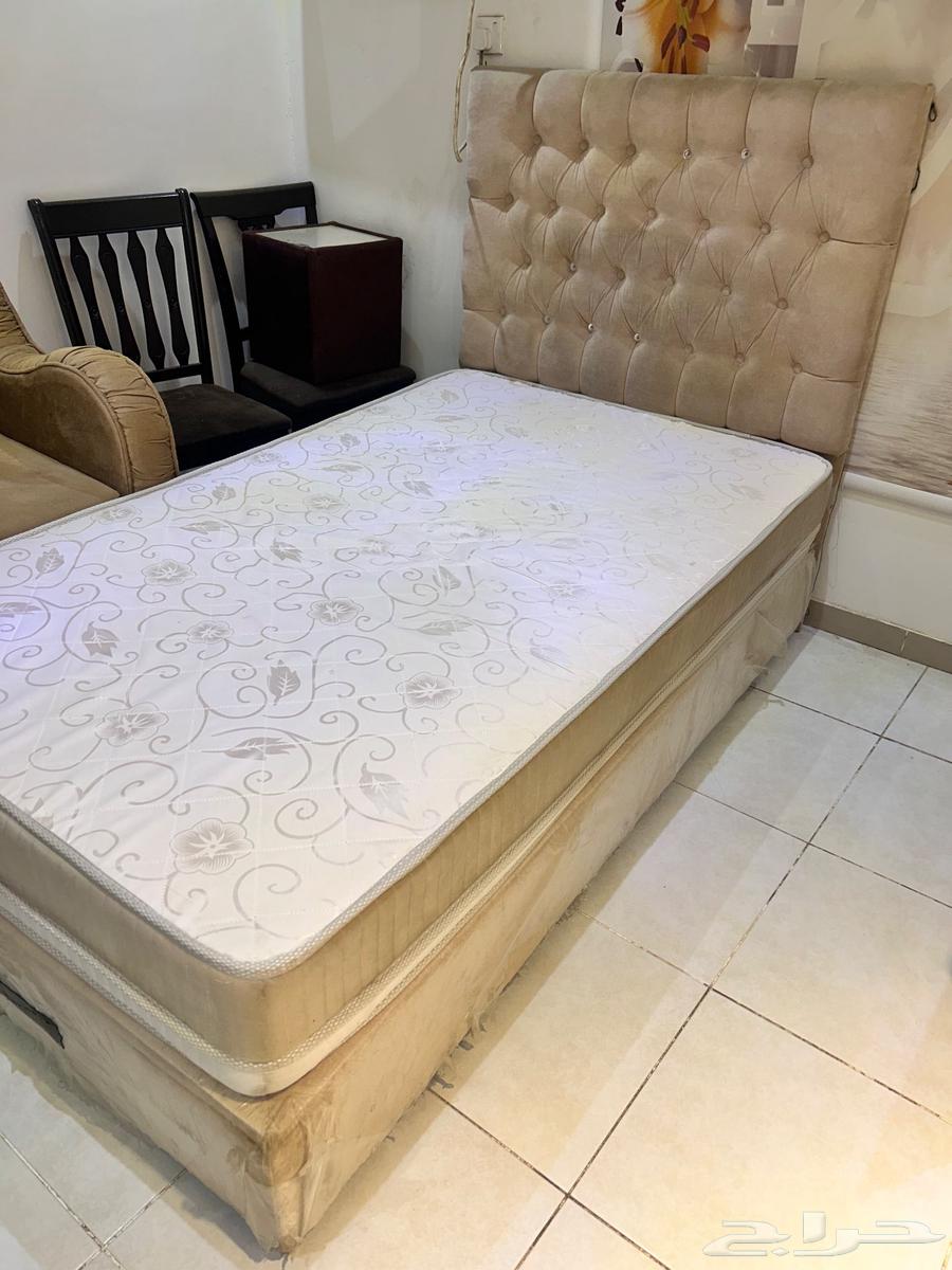 سرير نفر ونص مع المرتبه للبيع64623728644099110