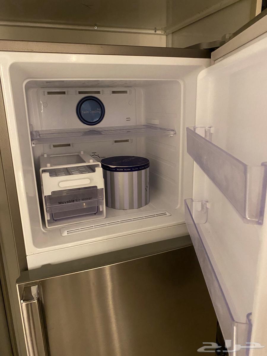ثلاجة سامسونج للبيع تعمل وبحالة ممتازة64625075183105112