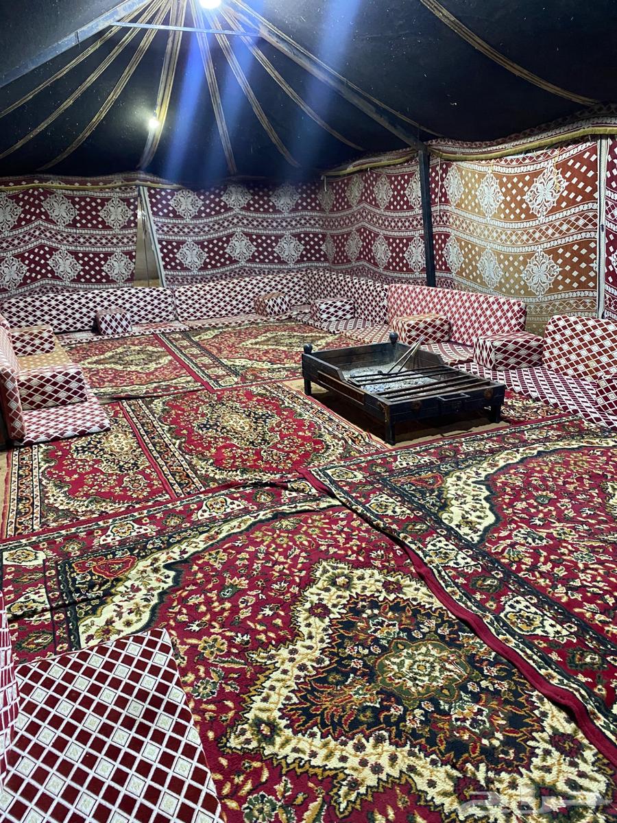 للبيع 4 بيوت شعر مع اثاثهم64617427750273113