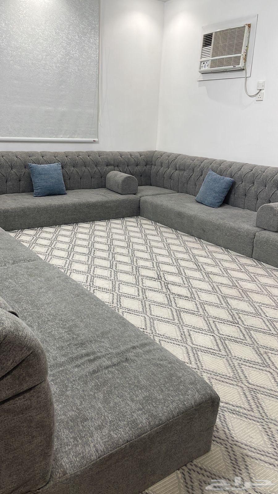 كنب مجلس للبيع ع السوم64620618249219110