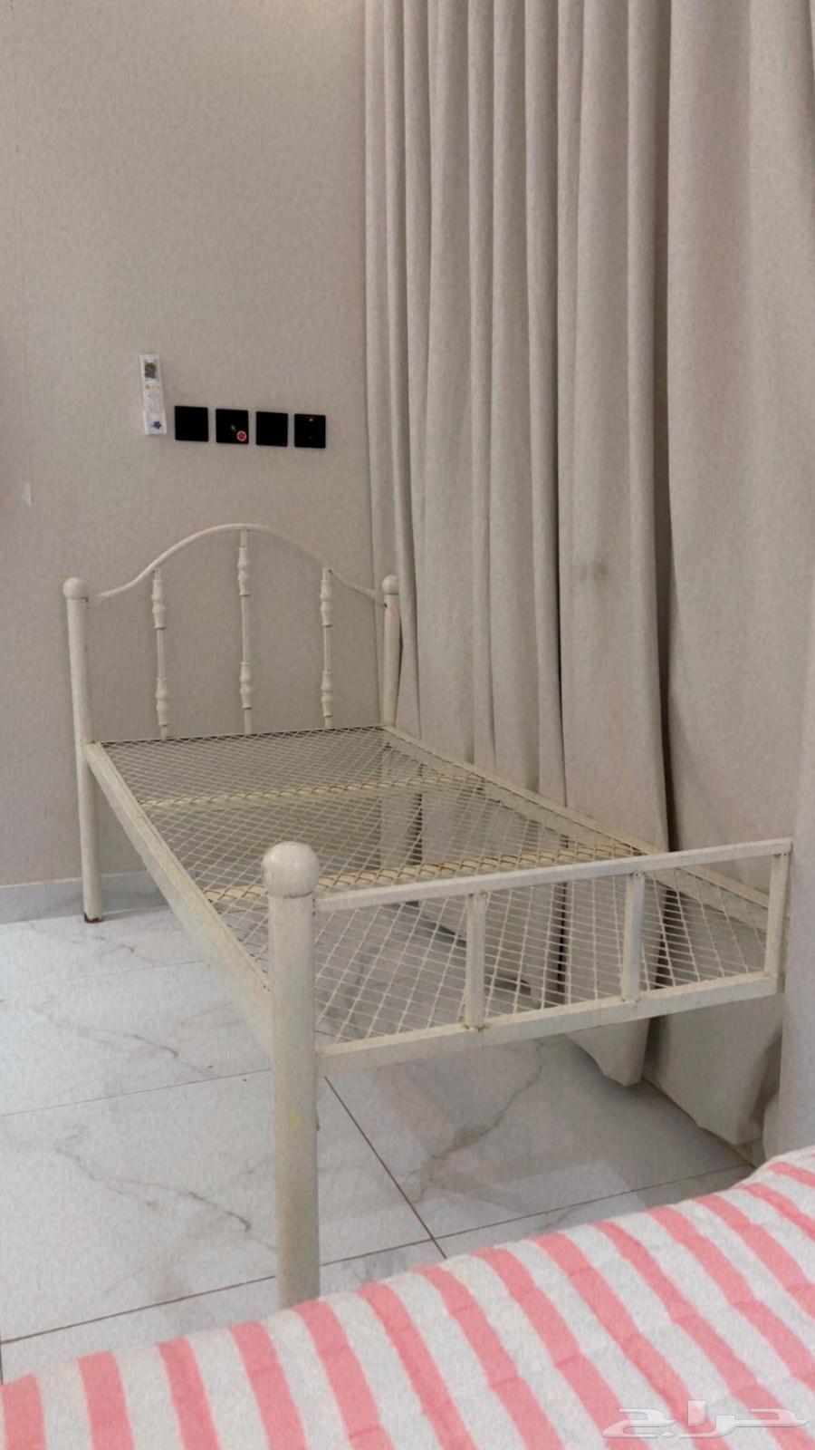 بيع اثاث دولاب ملابس وسرير ايكيا وسرير مفرد وكمدينا64623306230274111