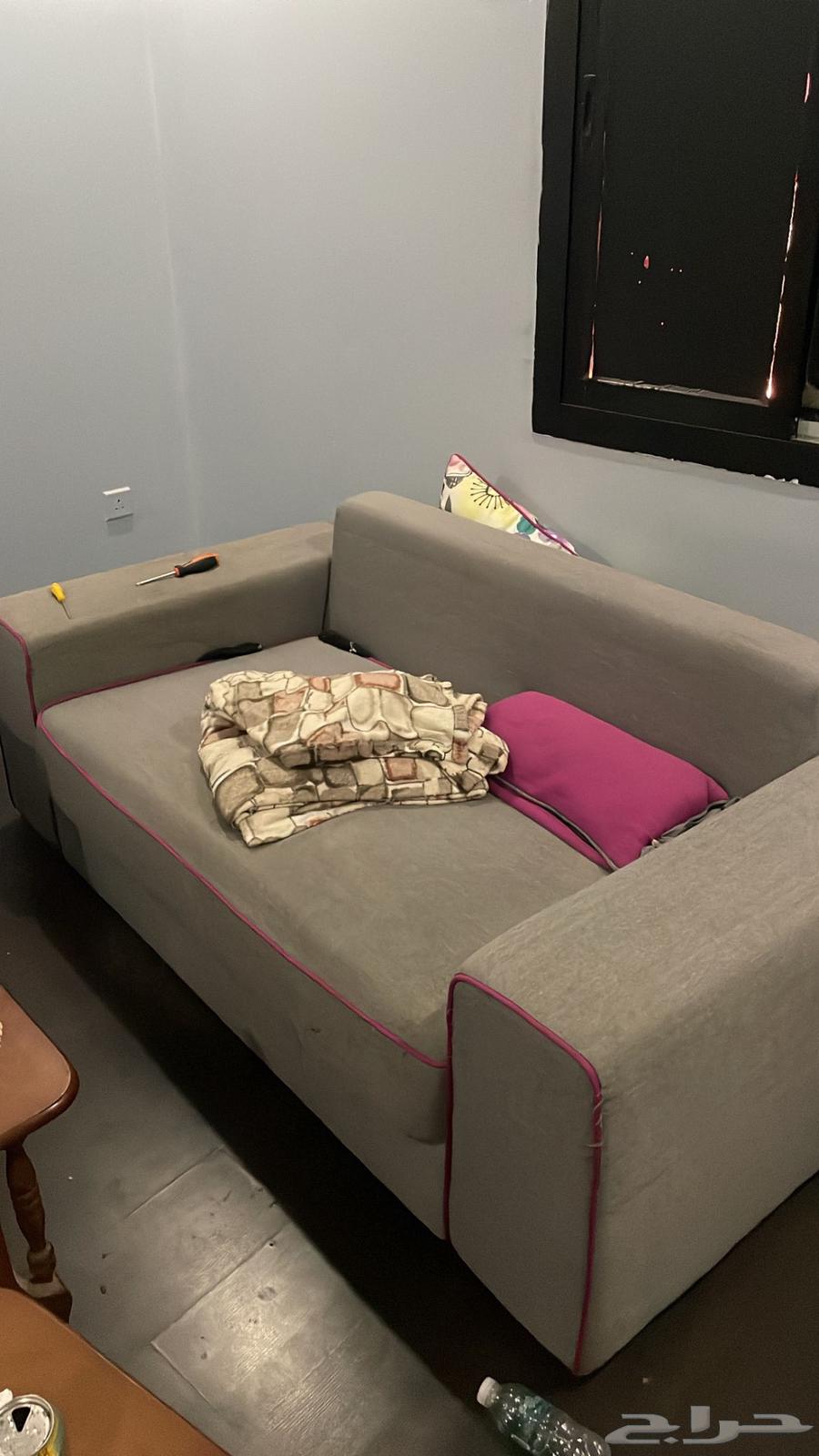 كنب قطعتين للبيع64623740904577111