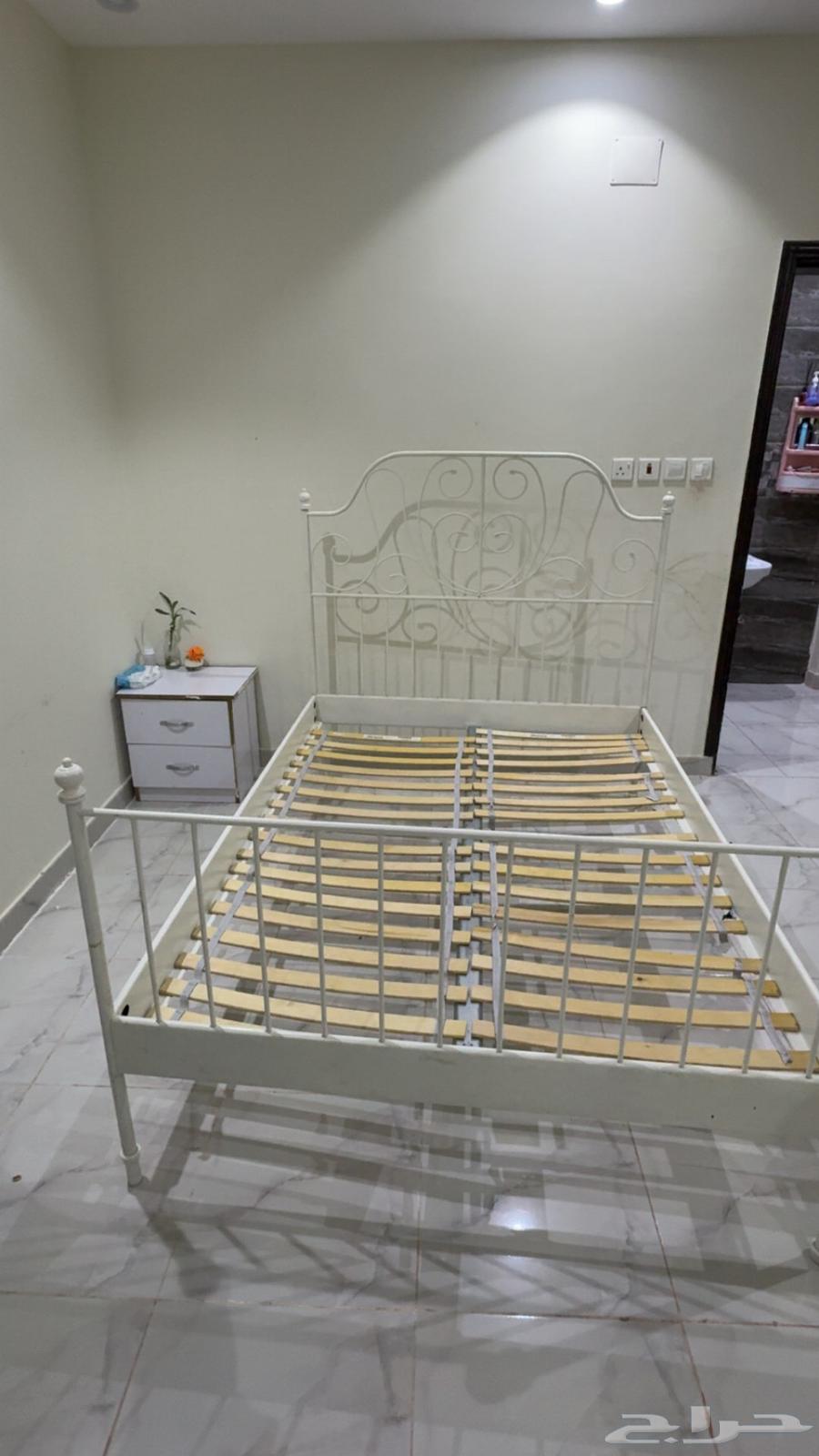 سرير ايكيا للبيع نفر ونص64625124227074111