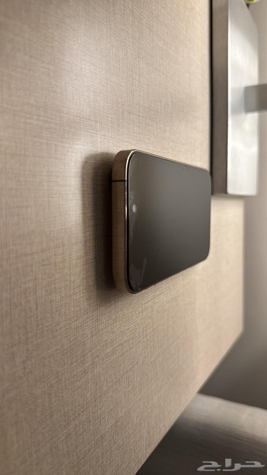 ايفون 14 برو للبيع 128 قيقا64625148669570110