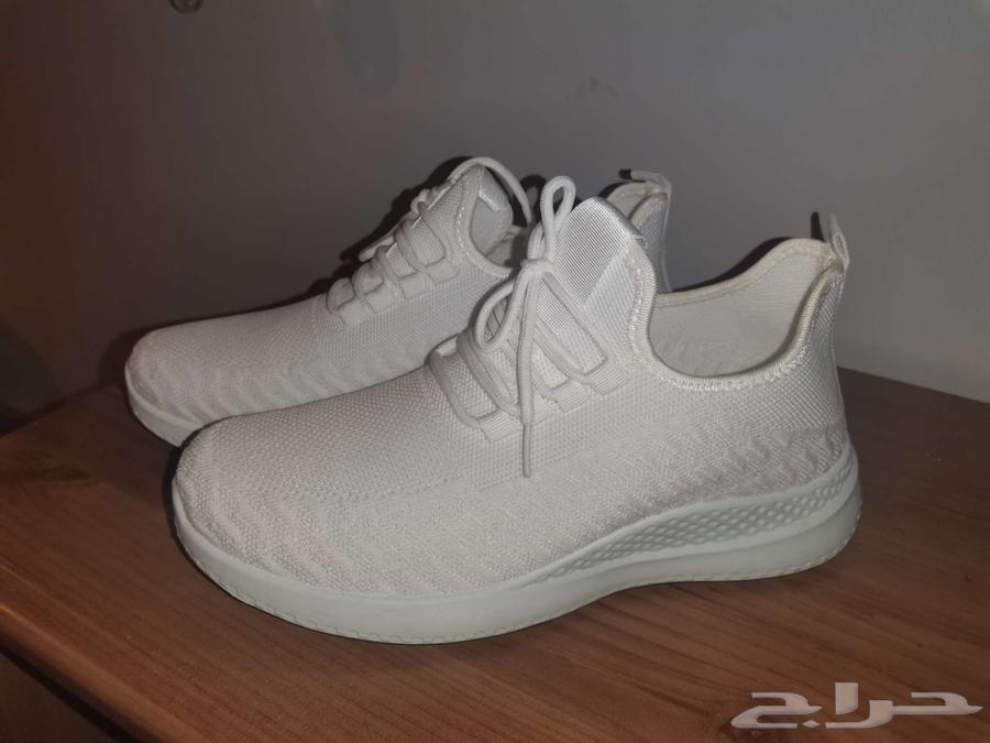 جزمه بيضاء للبيع64624609673857113
