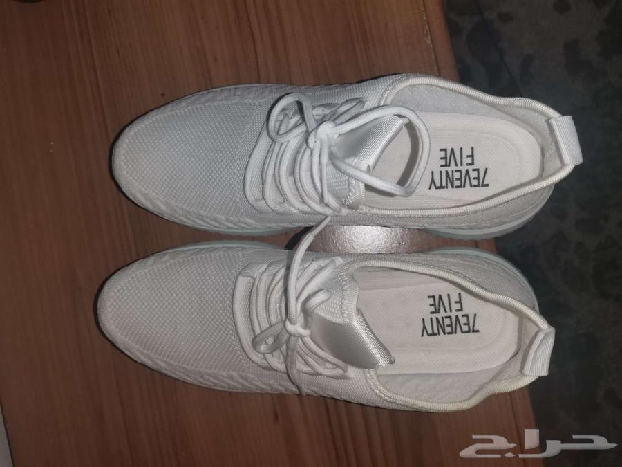 جزمه بيضاء للبيع64624609673857112