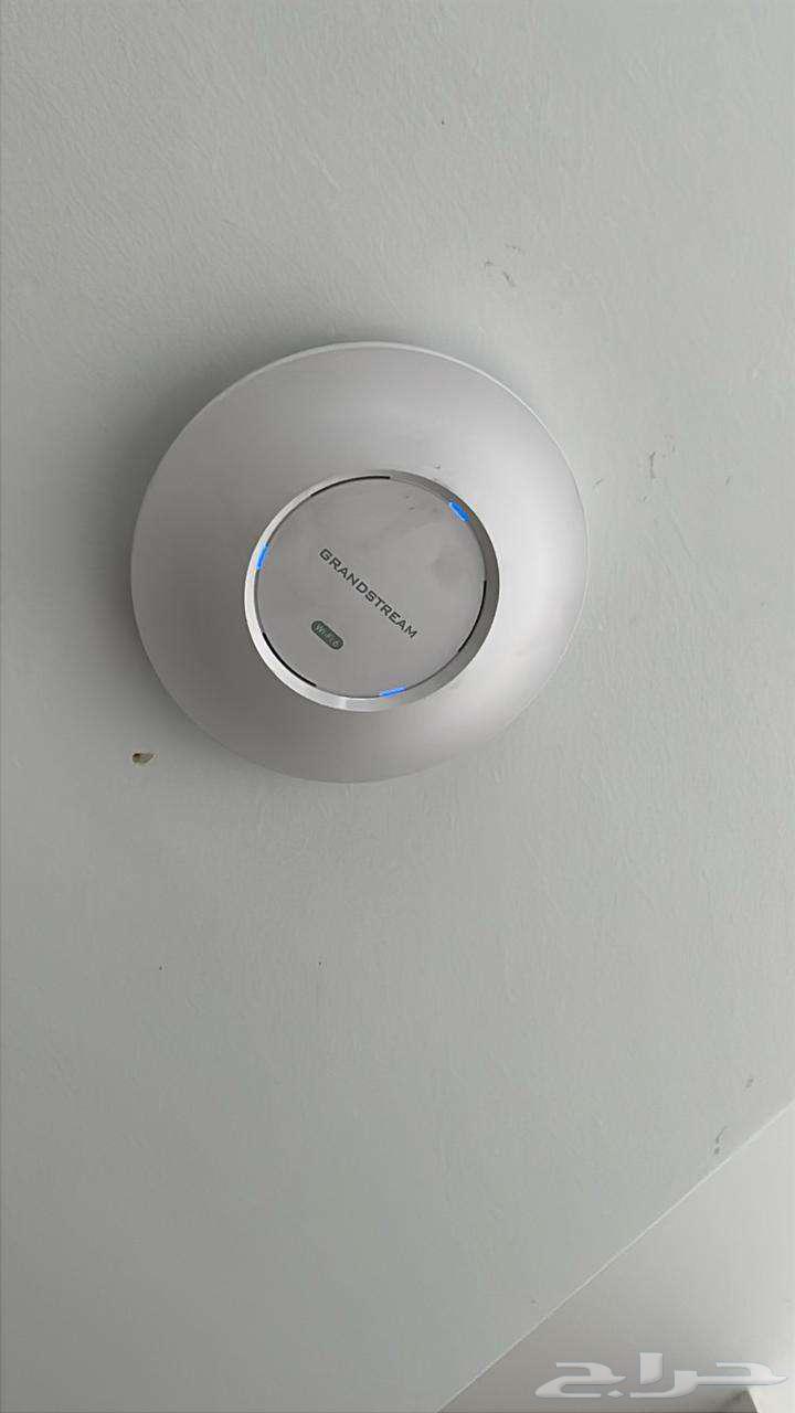 Internet Technician Abu Hussein64163289335939110