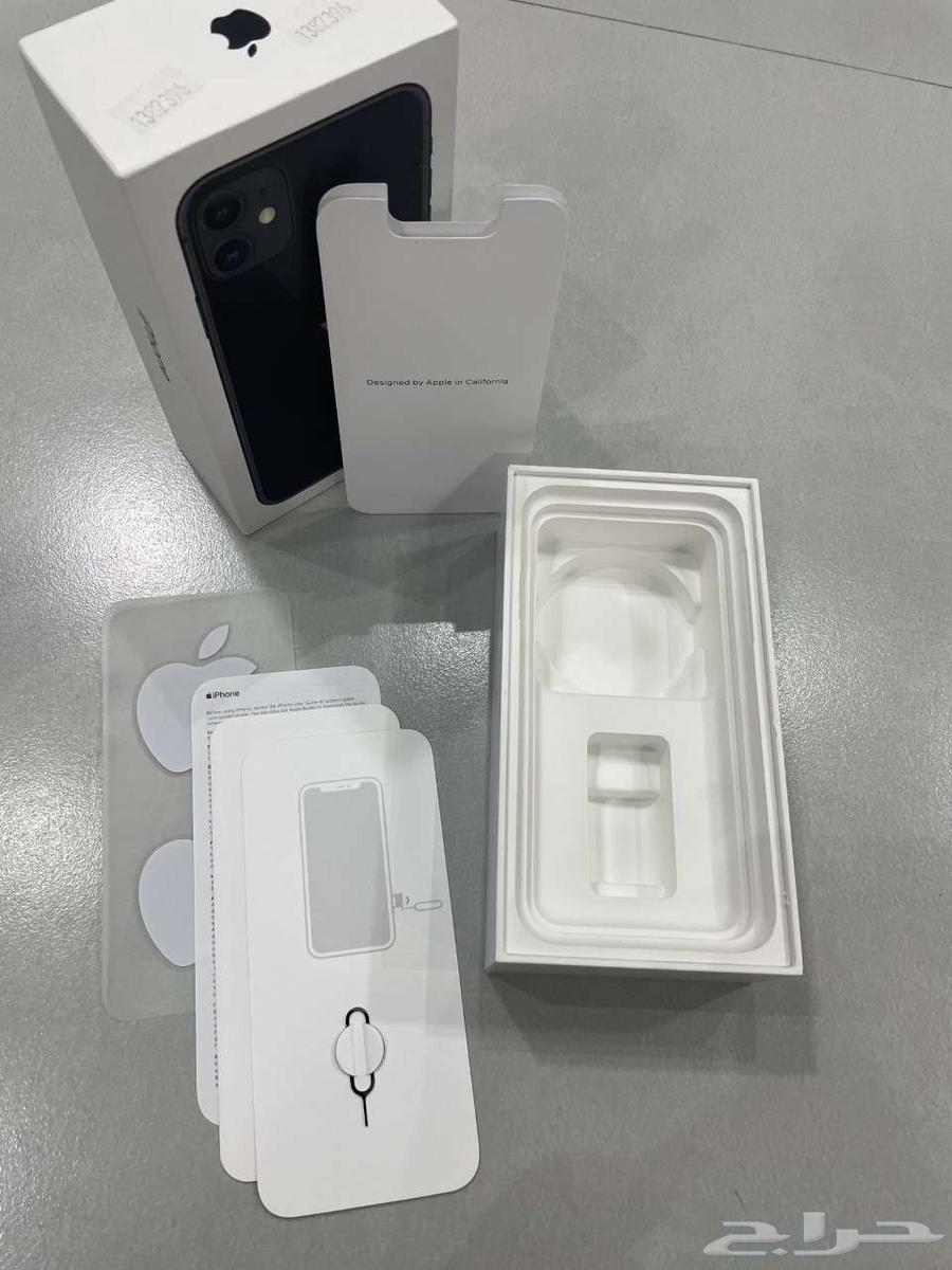 iPhone 11 Box Empty64408680639234112