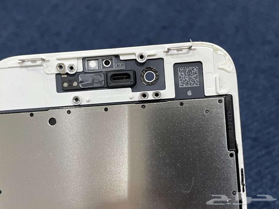 شاشة ايفون 8 - SE2020 أصلية وكالة نظيفة جدا64419118520323112