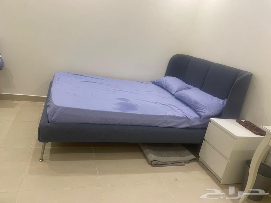 دولاب وسرير من ايكيا للبيع64597568680961113