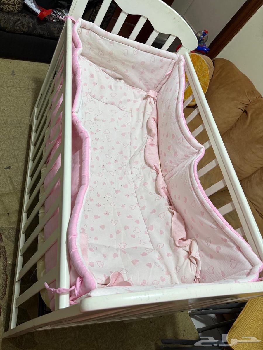 سرير اطفال للبيع مع المرتبة64558988024577113